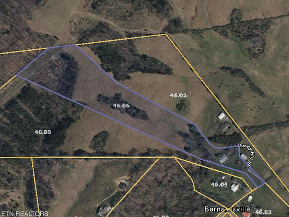 3rd image of 130 Mans Hollow Rd