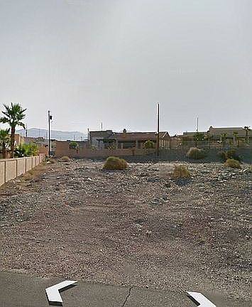 2nd image of 1674 Peachblossom Dr