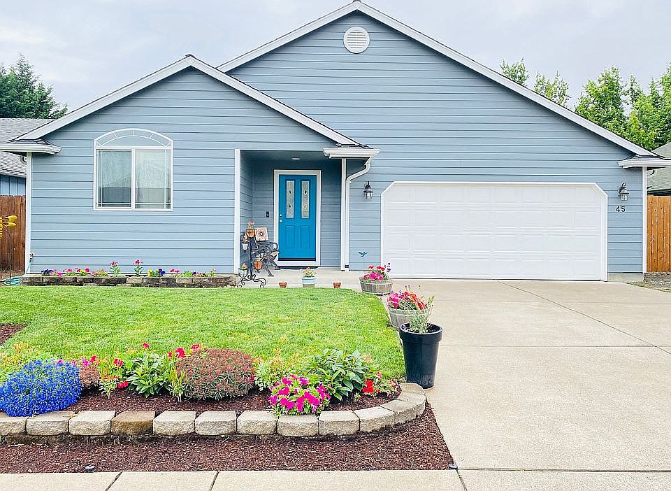 1st image of 45 Village Dr