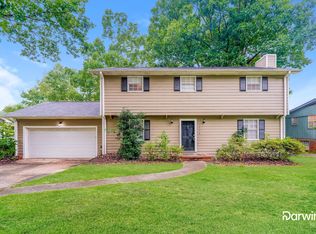 1438 Cabin Hill Rd, Birmingham, AL 35235