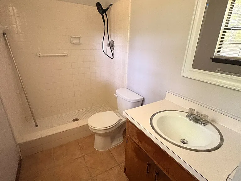 6329 Rolling Hills Dr — Photo 19