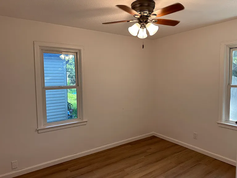 847 N Terrace Dr — Photo 3