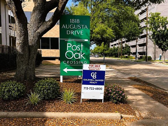2nd image of 1818 Augusta Dr APT 21