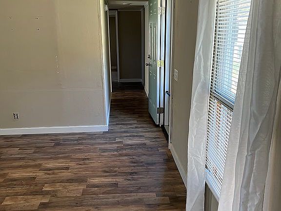 4th image of 7216 Hartley Ln