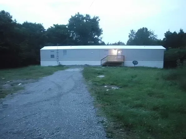 2456 Old A J Hwy W #J, Strawberry Plains, TN 37871