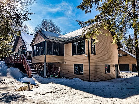 3rd image of 11532 Rays Dr