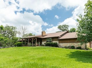 4821 County Road 288, Angleton, TX 77515