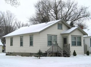 1401 2nd Ave N, Grand Forks, ND 58203