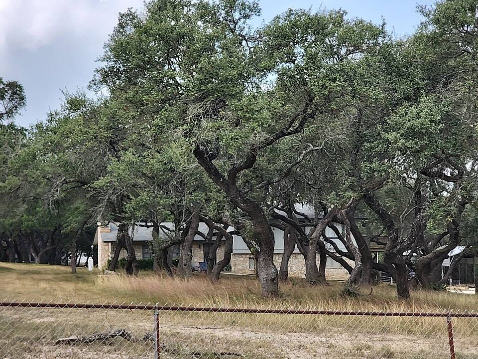 1st image of 110 Pleasant Valley Dr