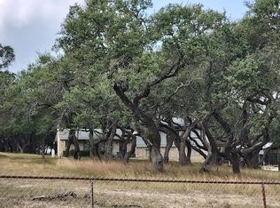 110 Pleasant Valley Dr, Boerne, TX 78006