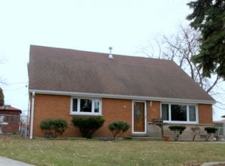 6811 Saratoga Dr, Bridgeview, IL 60455