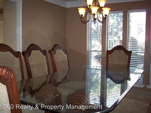 4th image of 5723 Pinewood Springs Dr