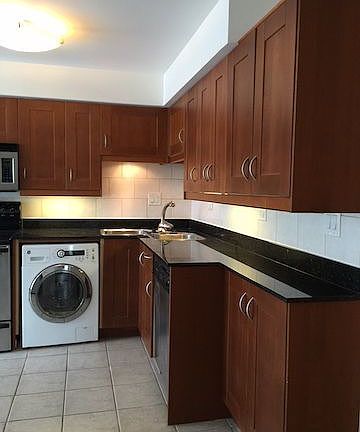 4th image of 410 Crescent Blvd APT 2A