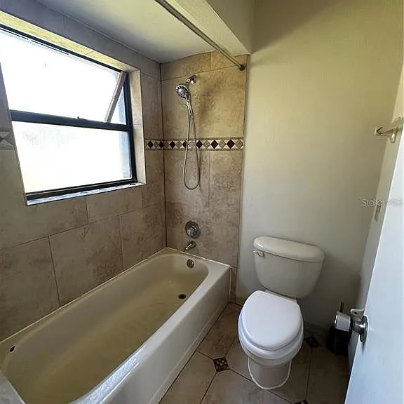 3100 S Semoran Blvd #11 — Photo 16