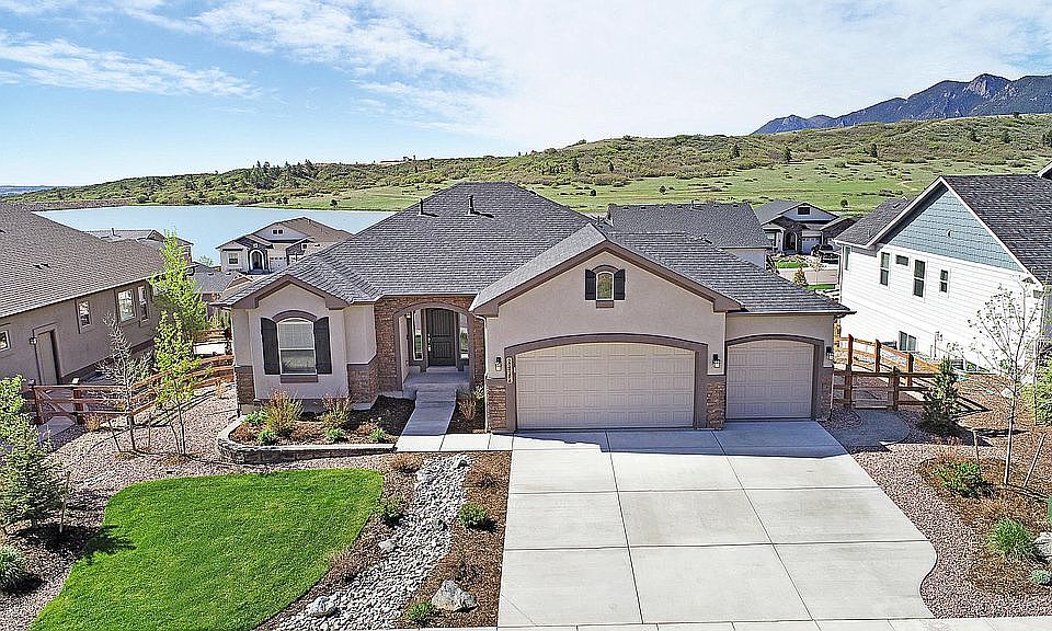 1st image of 2973 Lakefront Dr