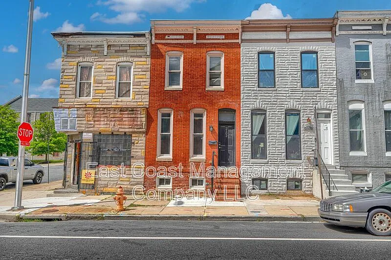 2 bed, 1.5 bath, 1453 sqft, $1,695 — Photo 2