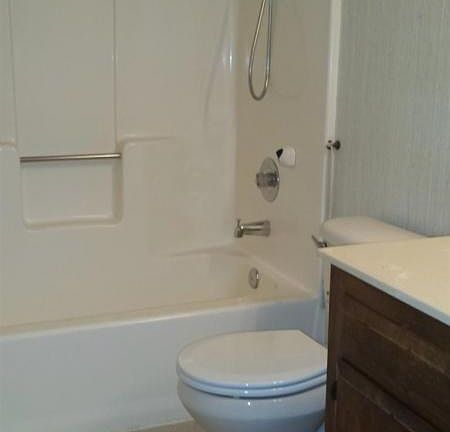 5th image of 8266 New York Dr