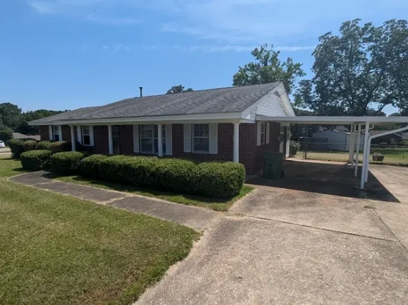 3656 Madolyn Ln, Montgomery, AL 36109