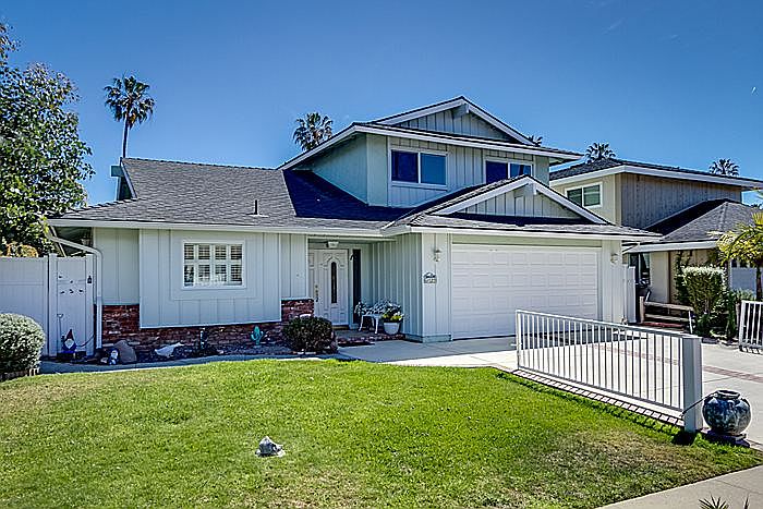 1st image of 2834 Surfrider Ave