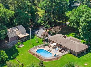 4725 Pleasant Valley Rd, Philpot, KY 42366