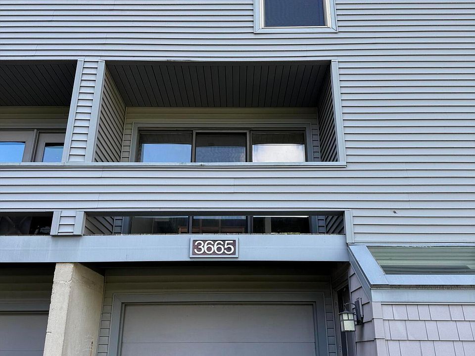 1st image of 3665 E Meadows Ct