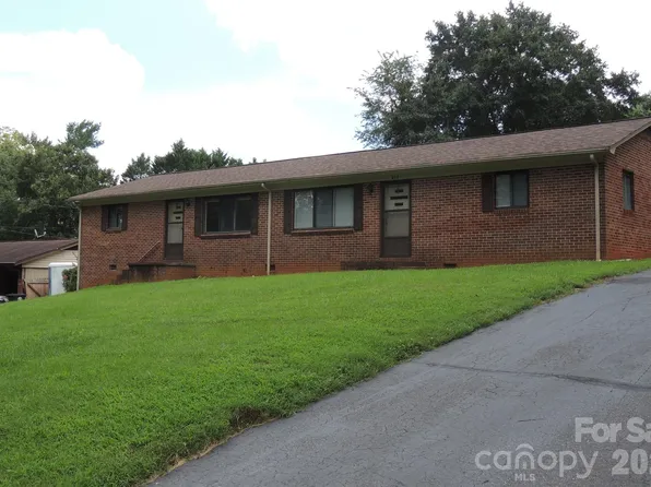 409 E K St, Newton, NC 28658