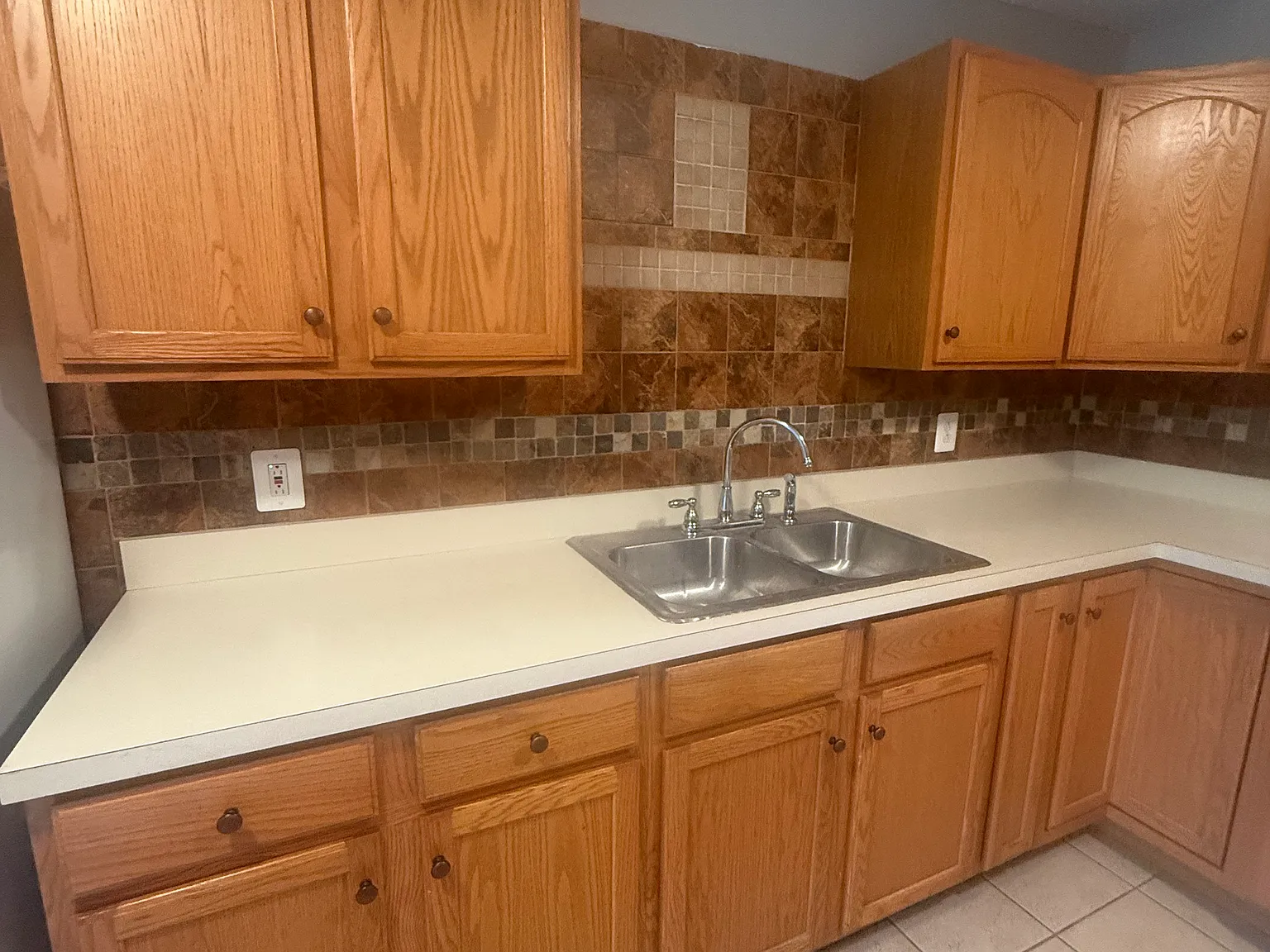 1 bed, $950 — Photo 3