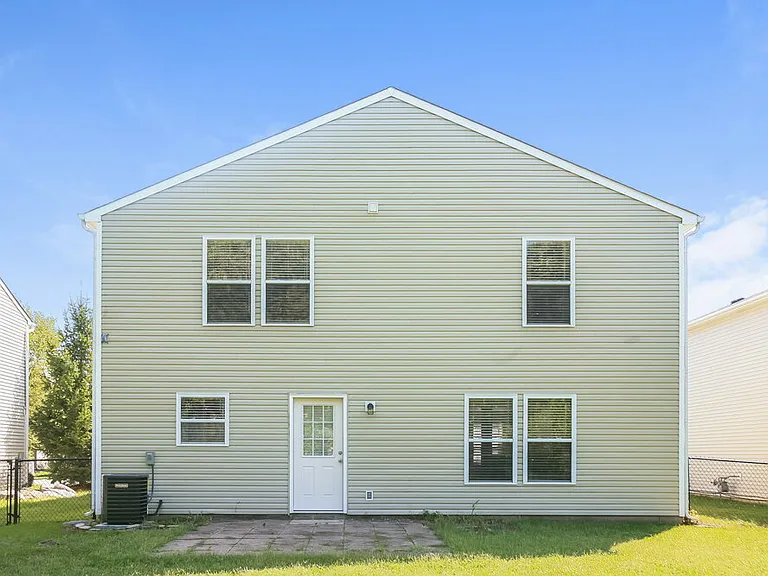 6330 Alonzo Dr — Photo 16