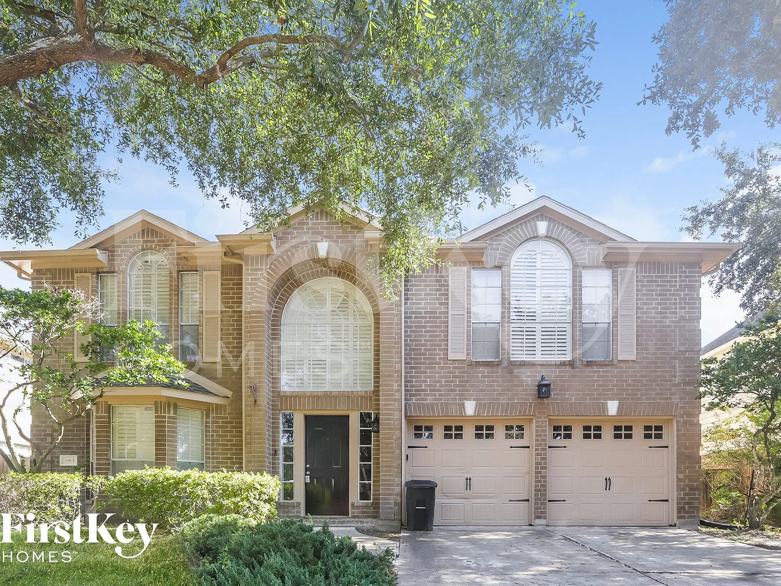4 bed, 2.5 bath, 2482 sqft, $2,680 — Photo 1