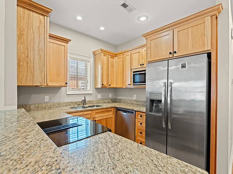 138 Lumbee Cir #17 — Photo 4