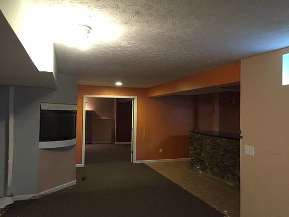 4th image of 5087 Williams Ct