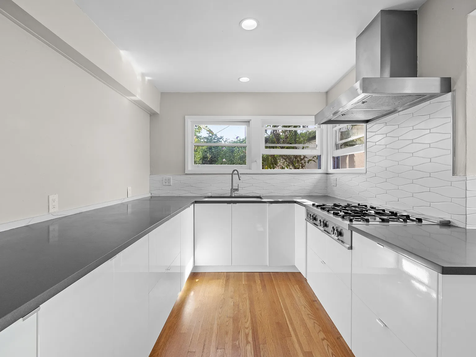 6321 Mesita Drive - 1 — Photo 3