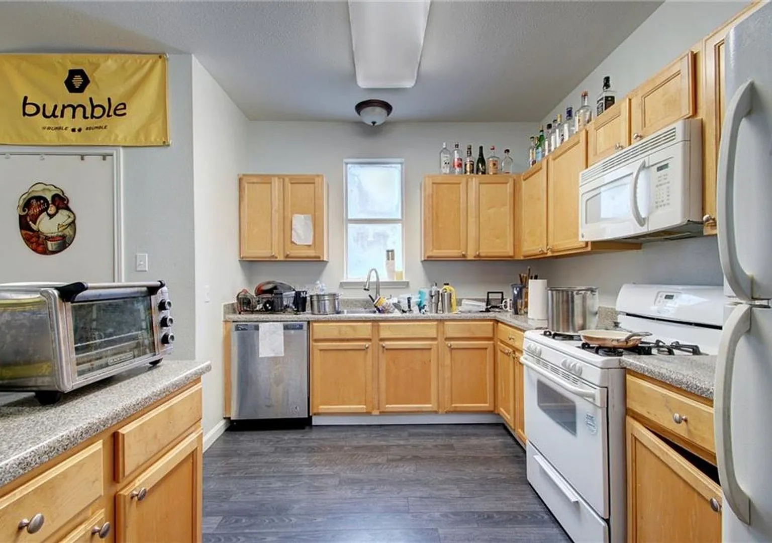 509 Elmwood Pl Unit B — Photo 4