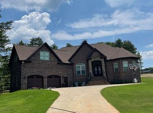 242 Fagan Dr, Inman, SC 29349