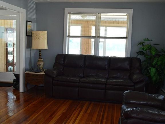 4th image of 716 Sea St #716