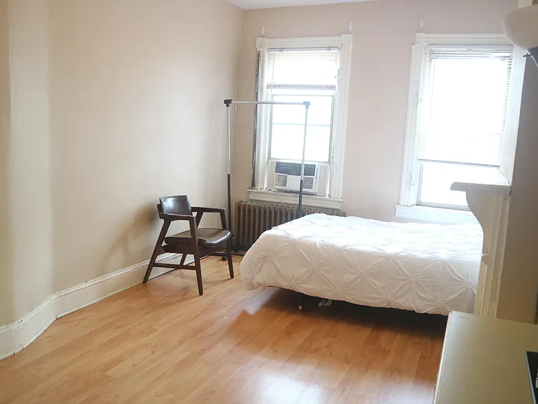1353 Irving St NW #8 — Photo 5
