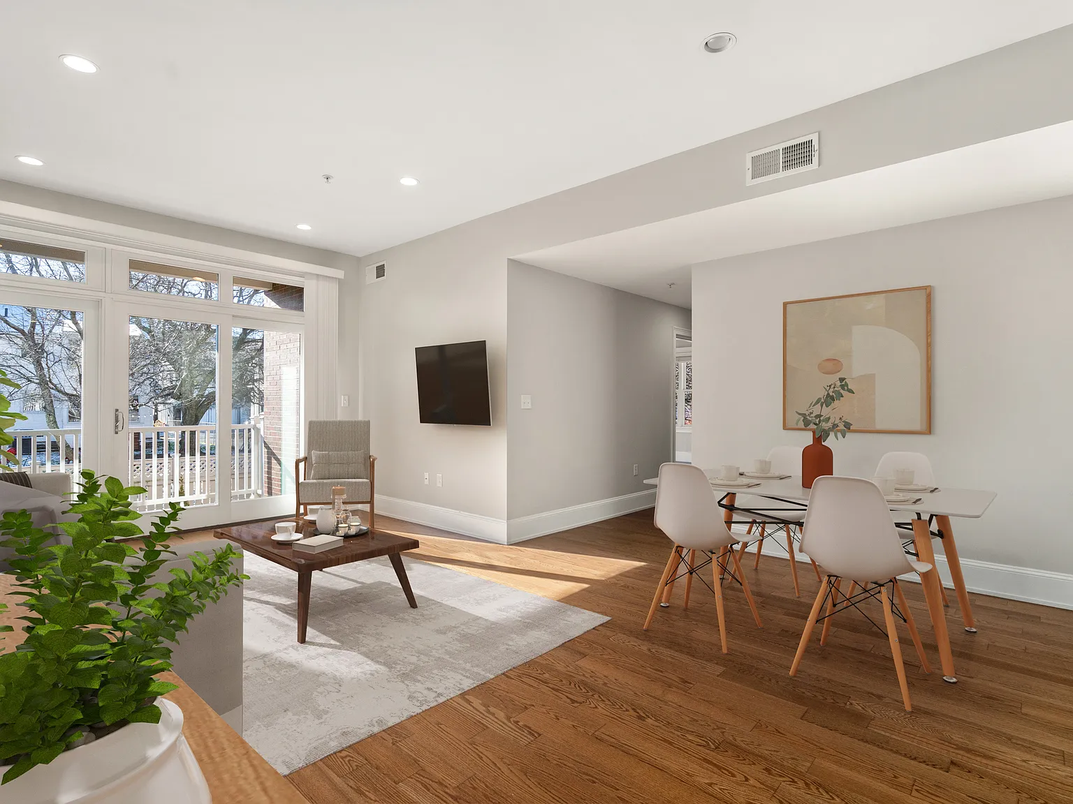 2 bed, 1351 sqft, $4,100 — Photo 4