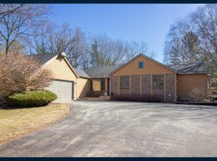 W5167 Meirkwood Dr, Jefferson, WI 53549