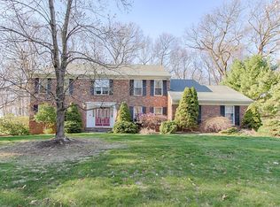 70 Musiker Ave, Randolph, NJ 07869