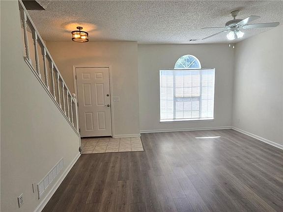 3rd image of 6025 Park Wood Ct