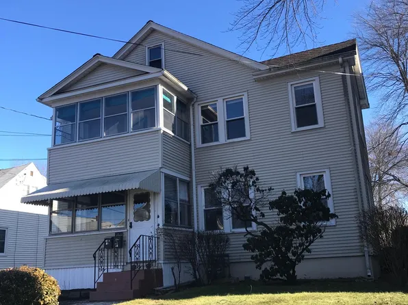 120 Cambridge St, West Hartford, CT 06110