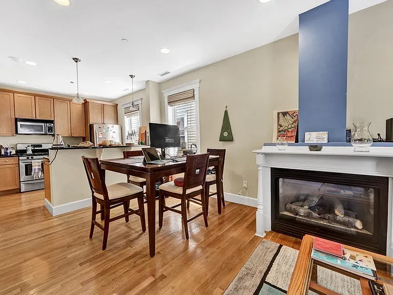 292 Western Ave #1 — Photo 1