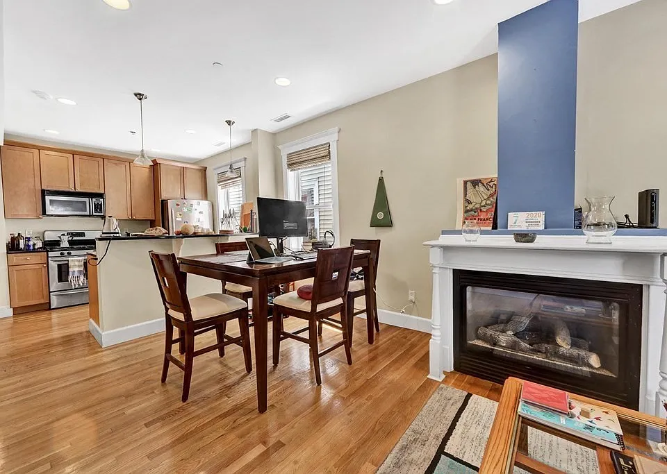 292 Western Ave #1