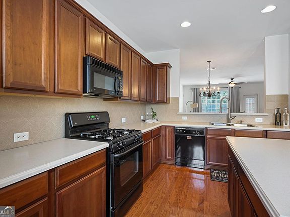 5th image of 3849 Chattahoochee Summit Dr SE #3849