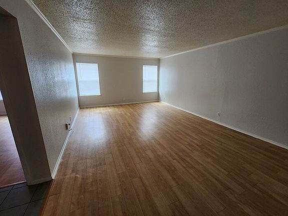 3rd image of 2701 Penny Ln #219