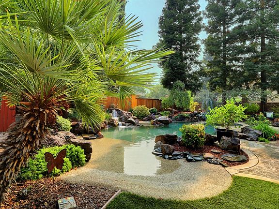 2nd image of 275 American River Canyon Dr