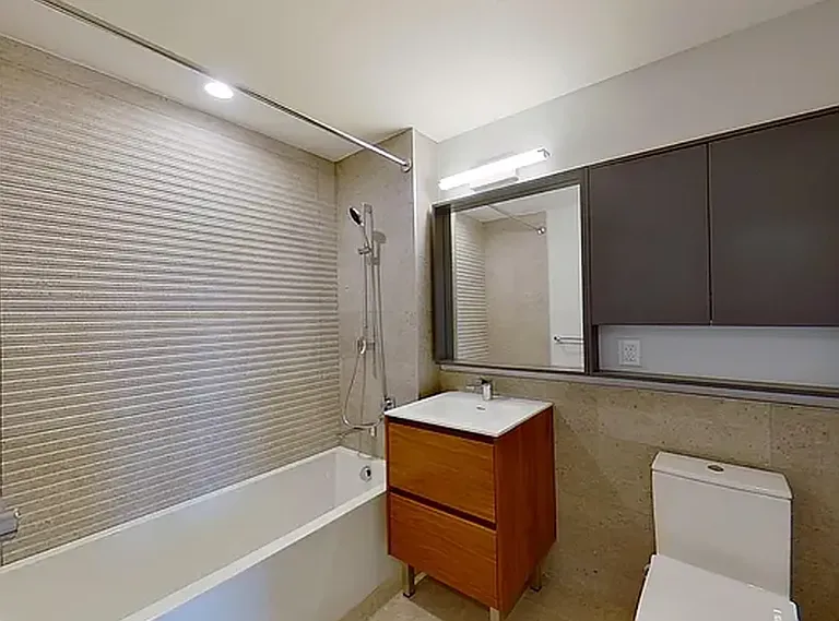 515 E 86th St #2105 — Photo 14