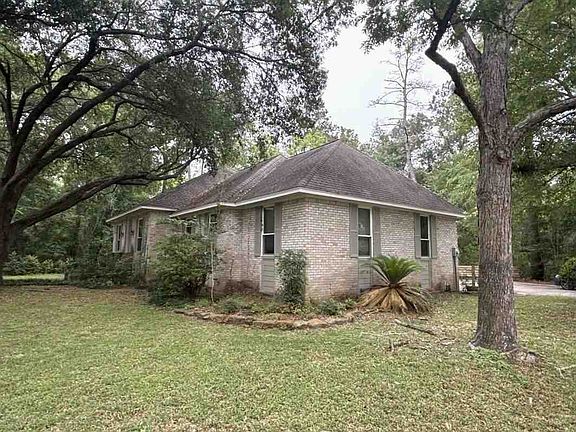 3rd image of 794 Chicora Wood Ct