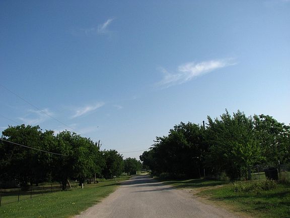4th image of 9811 County Road 915a