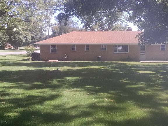 2nd image of 411 Coronado Trl